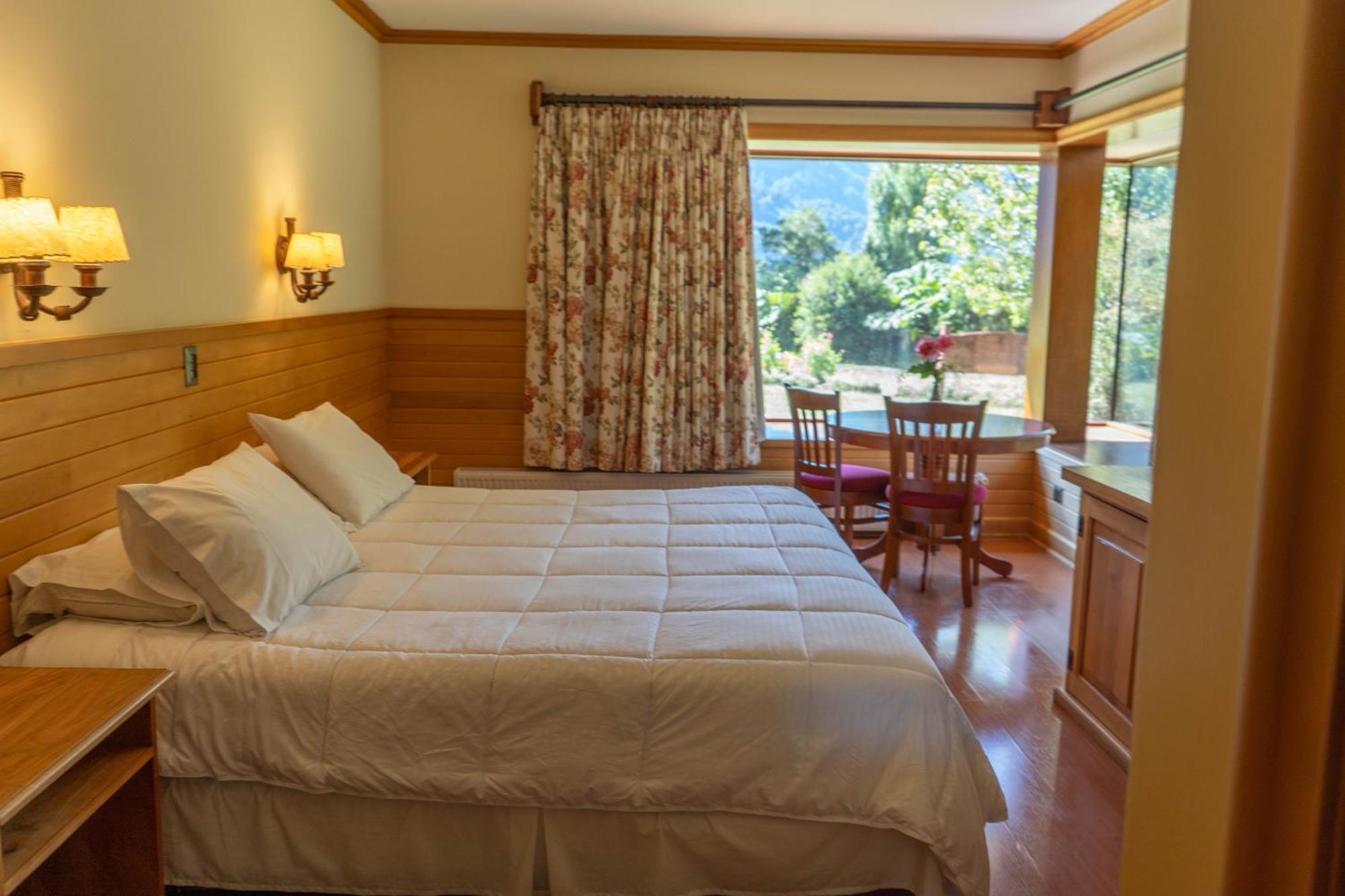 Hotel Natura Patagonia Peulla Exterior foto